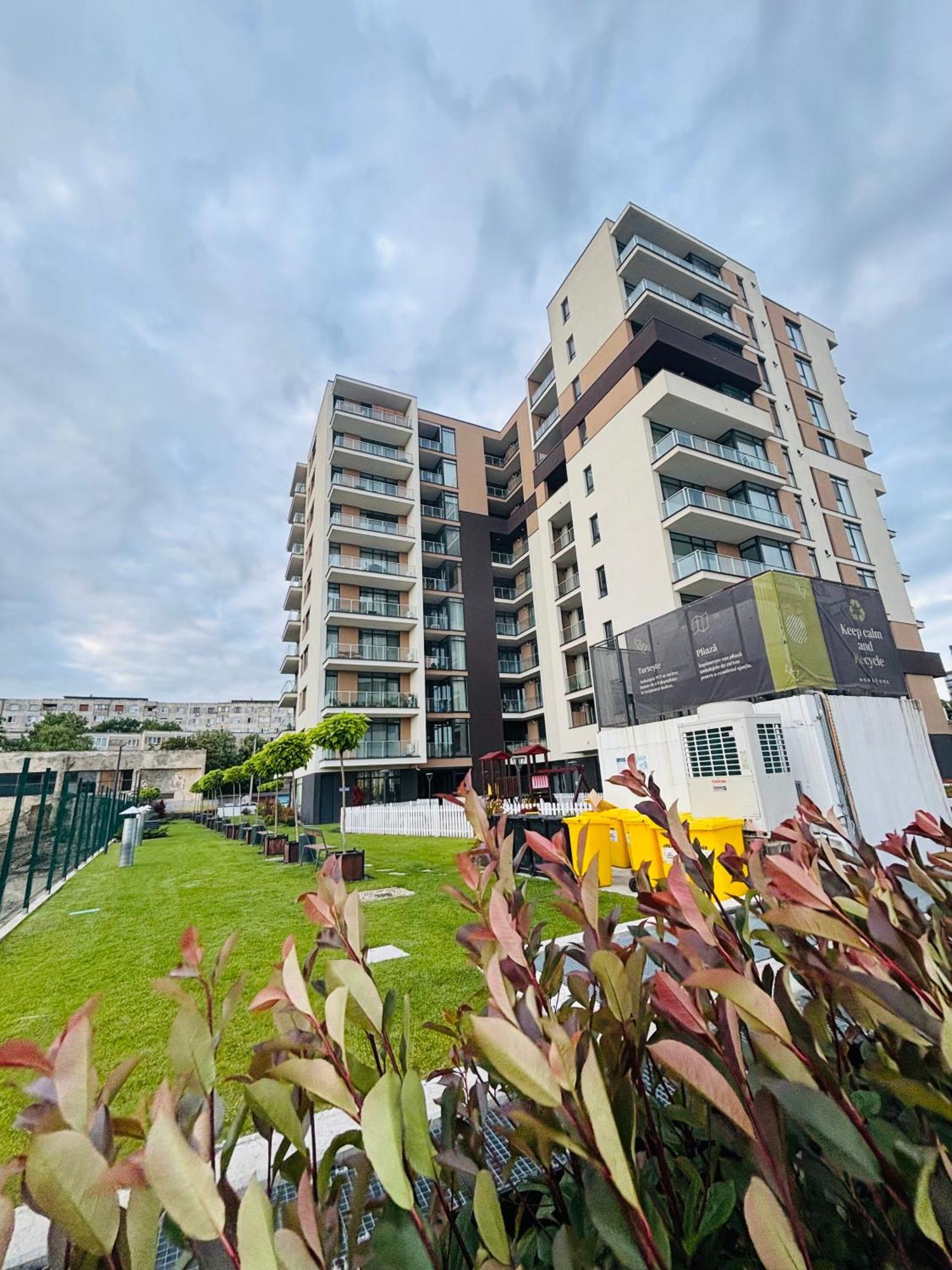 טימישוארה One Apartments Nordone Iulius Town מראה חיצוני תמונה